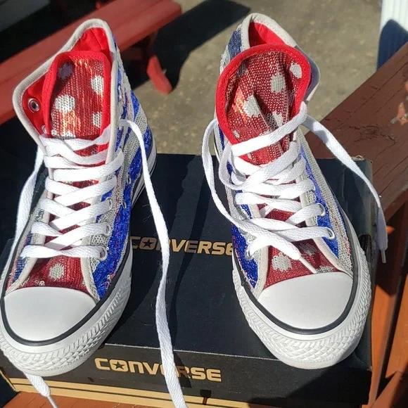Women's converse chuck Taylor patriotic sequin sneakers . Size 6 - Picture 4 of 8